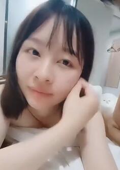 小夫妻喜欢换妻玩酒店超多水