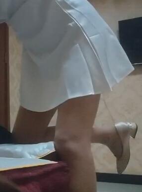 李总约一个白花花的小少妇