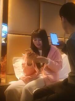 丽影约妹04-02美腿少妇