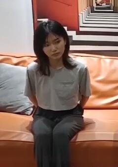 观众投稿天美传媒领导的交易工具酒店开房偷拍