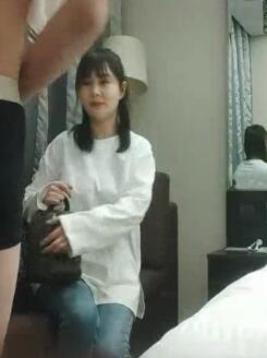 高品质约妹 白衣清纯乖巧小妹 舌功一流