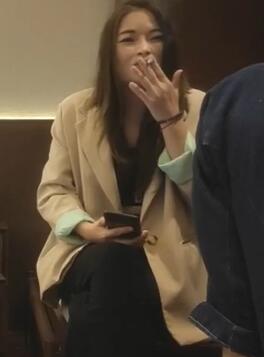 自带兔女郎情趣装镜头前按头猛顶