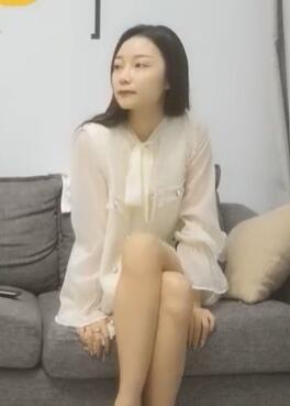 小陈头专辑11-3高贵白衣细腿美妇哇哇叫