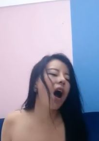 极品甜心少妇和4个大汉玩游戏