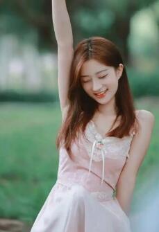 静安刘德华首约颜值还不错的羞涩小美女