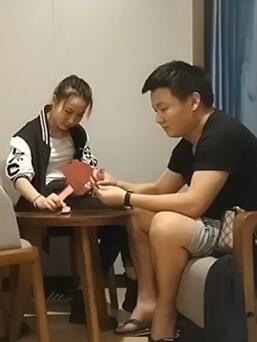 千寻约老相好打完牌开始上位骑乘自己动