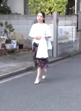 我和一位与我一起兼职的已婚女人