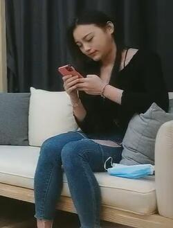 小利专场10-03夜总会舞女