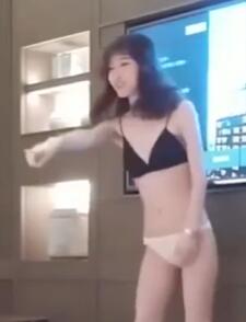 小东3000元约极品兼职专业舞蹈学生妹A4腰