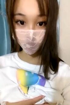 小露特选精彩直播特写七月二十八号