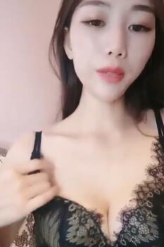 钟晚特选精彩直播特写八月二号