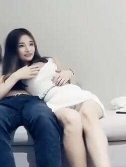 秦总约了个性感大长腿白裙妹子