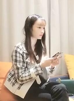 沈先生约了个高颜值格子外套妹子