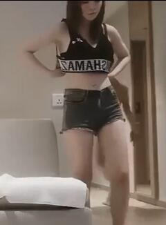 午夜小伙约像秦岚李小璐的美女开始温柔听话