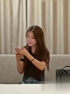 大熊酒店约性格温柔清纯甜美小少妇