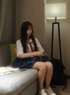鸭总侦探10-17长腿超短裙美女
