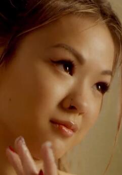 非常漂亮的小美女