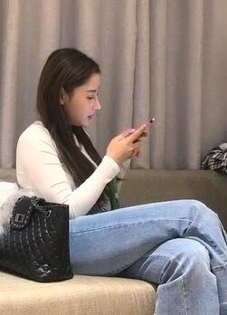 小宝专题10-25又把前天玩过的小美娜叫来了