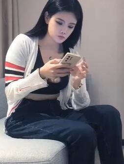 文轩专题11-24很漂亮的小美女