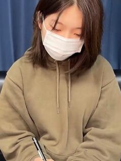 FC2PPV-4637972 害羞可爱的18岁