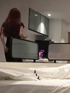 高挑女神喝点小酒黑丝白臀肤白貌美惹人爱