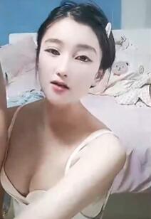 十七学姐露脸让大哥玩着