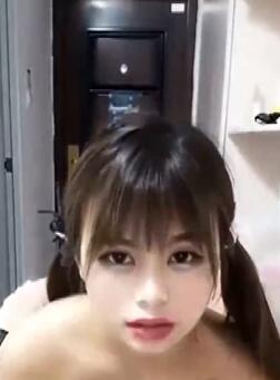 刚下海的小妖精双马尾腰细胸大美少女