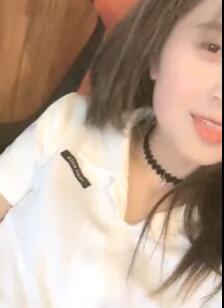 JK制服美少女网吧勾引小哥哥